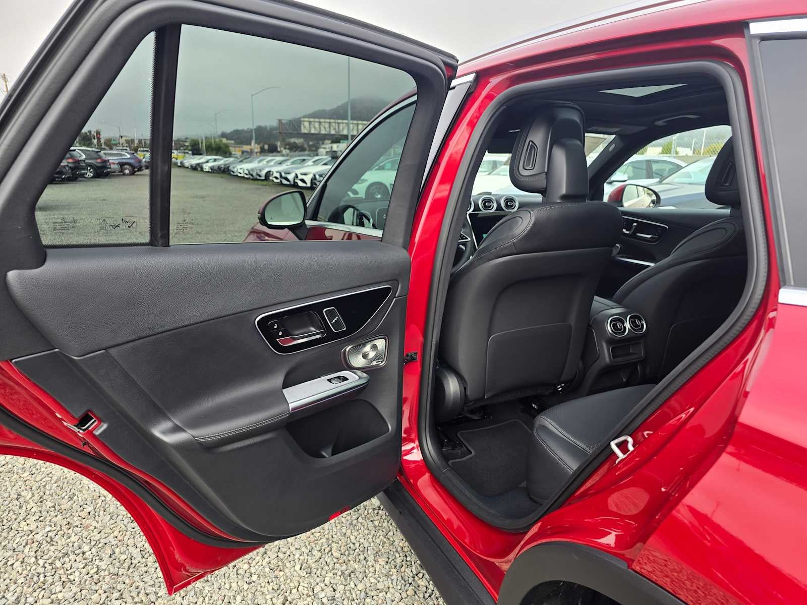 2026 Mercedes-Benz GLC 300 4MATIC® SUV