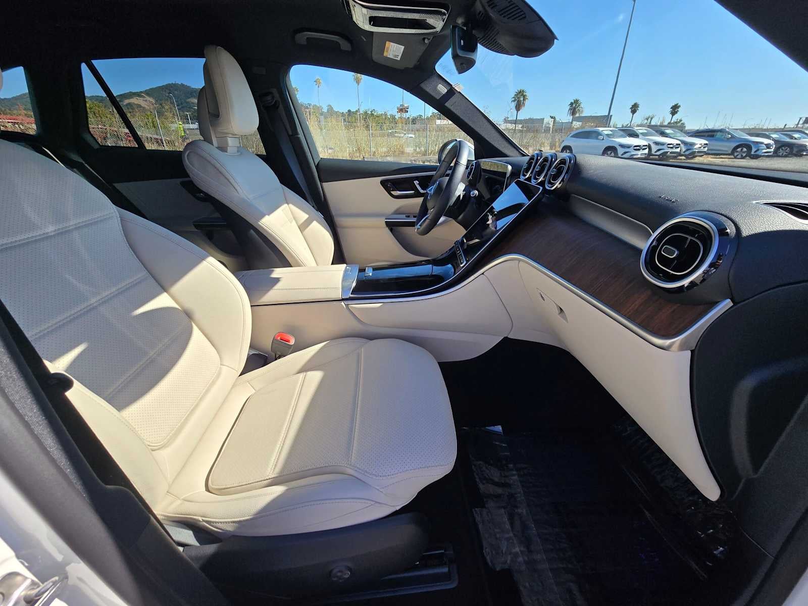 2026 Mercedes-Benz GLC 300 4MATIC® SUV