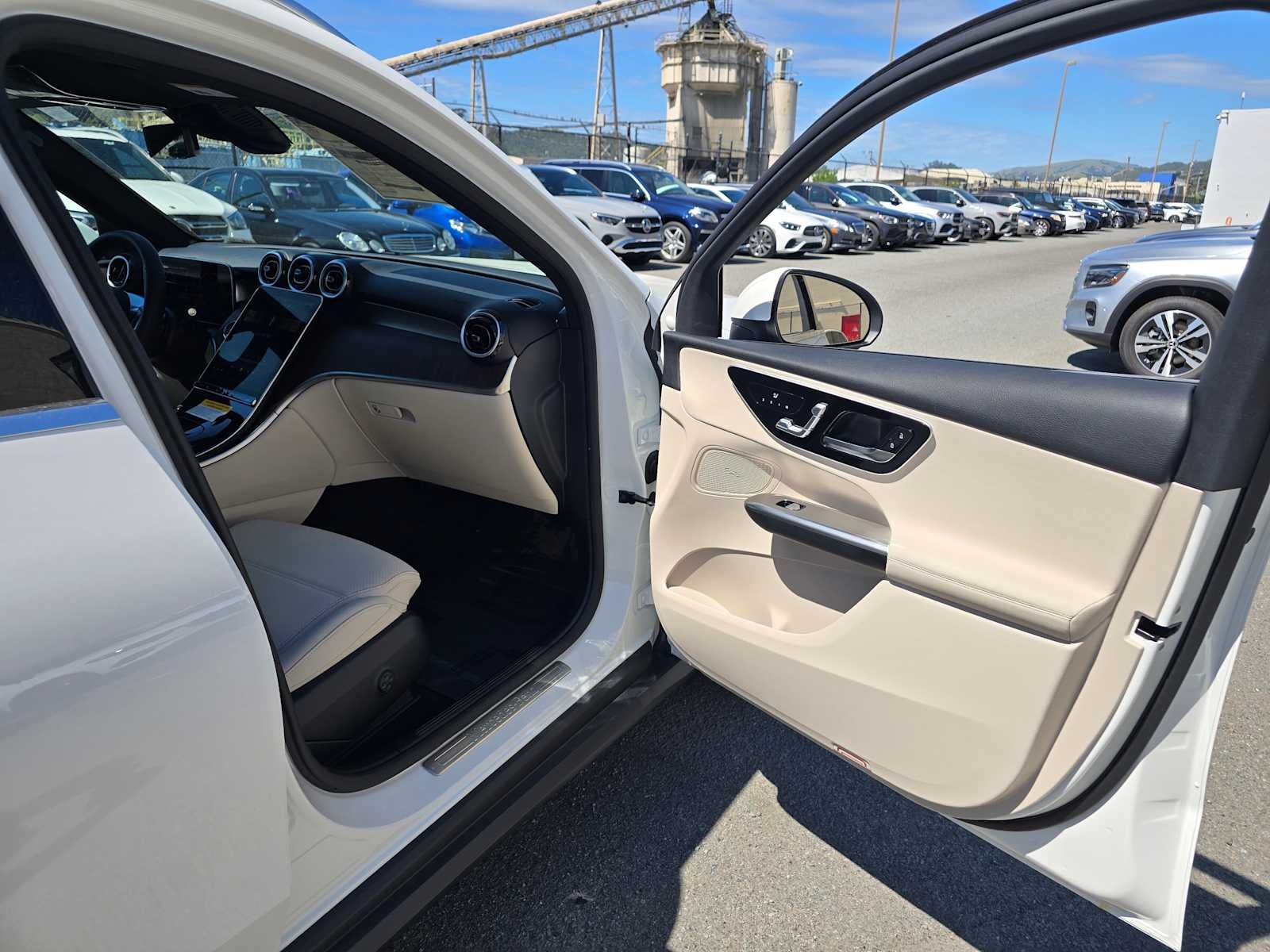 2026 Mercedes-Benz GLC 300 4MATIC® SUV