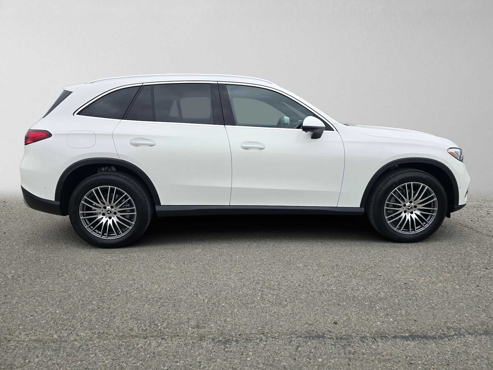 2027 Mercedes-Benz GLC 300 4MATIC® SUV