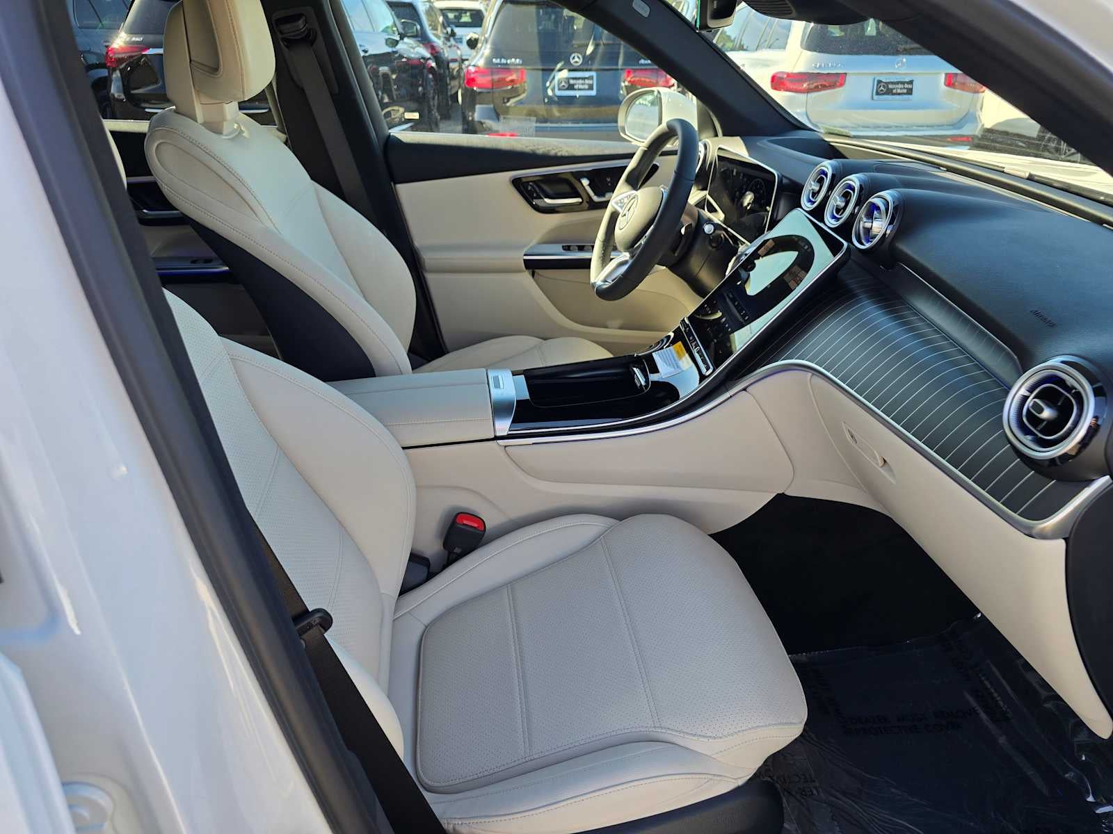 2026 Mercedes-Benz GLC 300 GLC 300