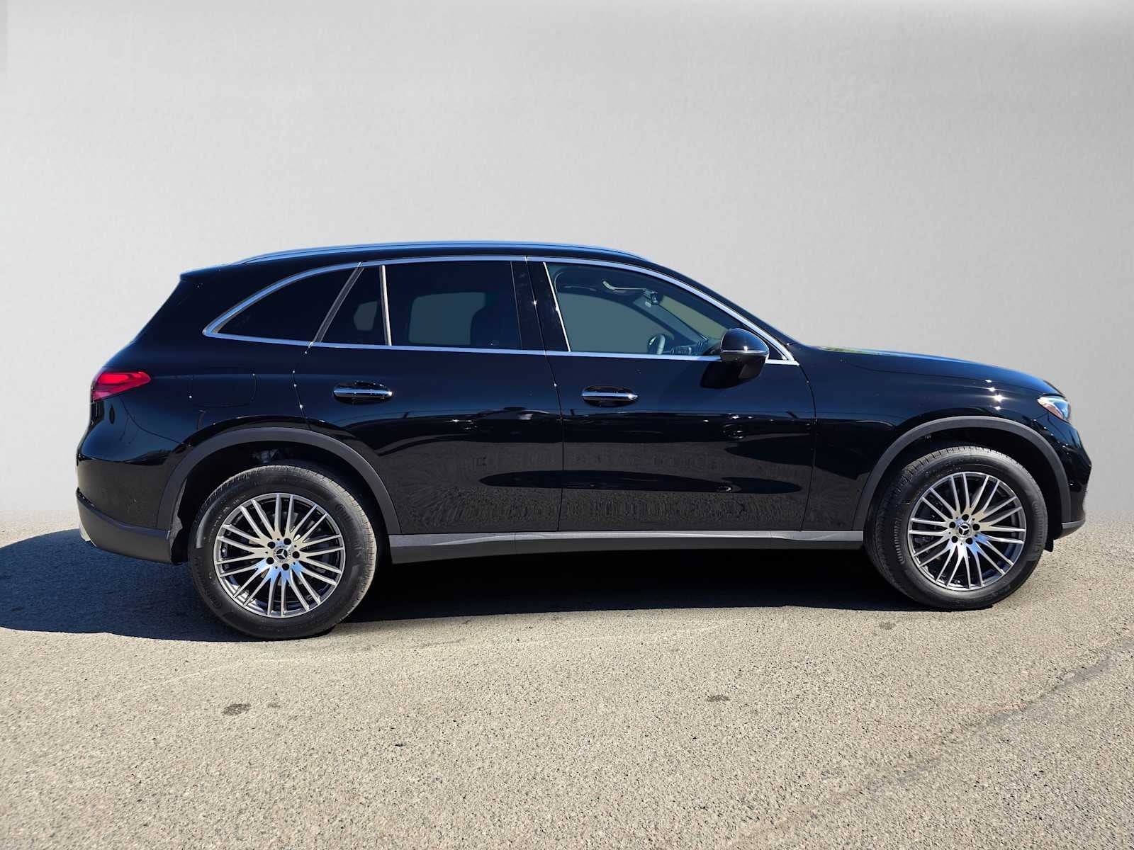 2027 Mercedes-Benz GLC 300 4MATIC® SUV