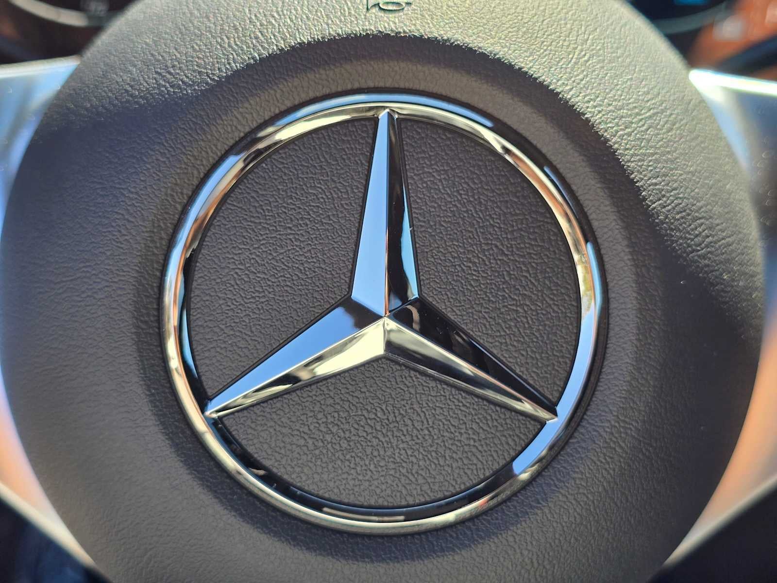 2027 Mercedes-Benz GLC 300 4MATIC® SUV