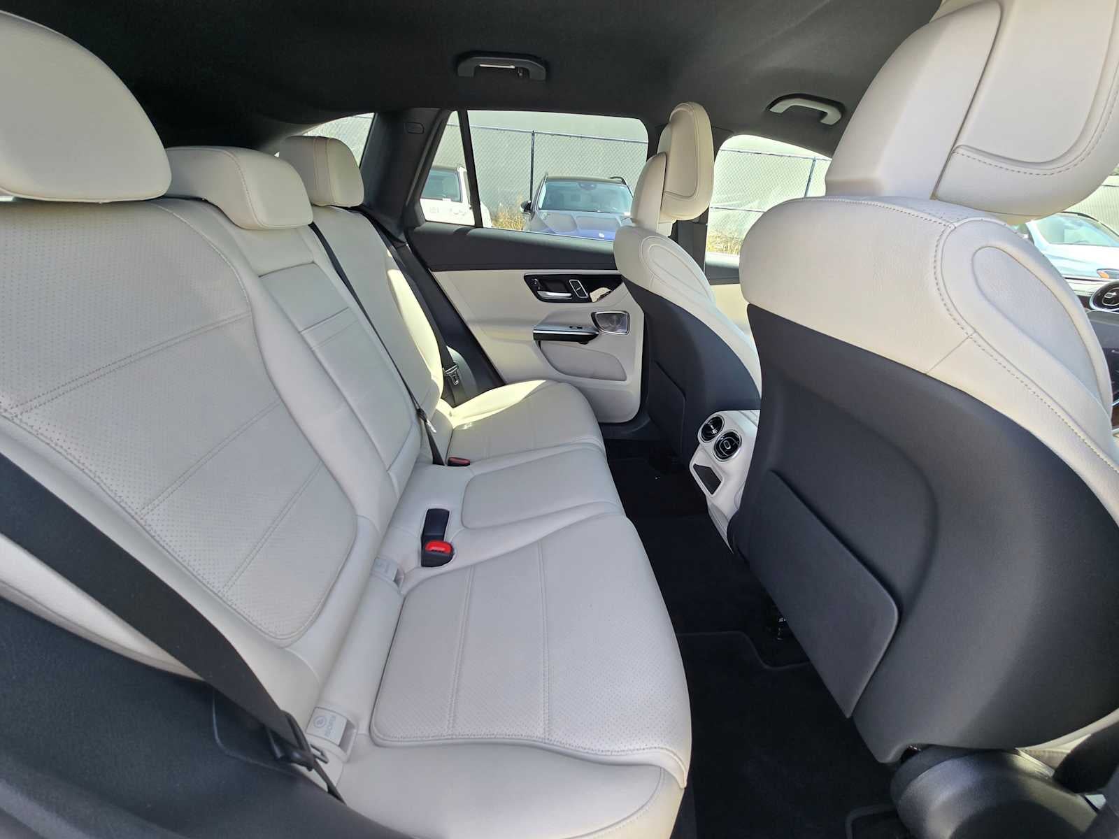 2023 Mercedes-Benz GLC 300 4MATIC® SUV