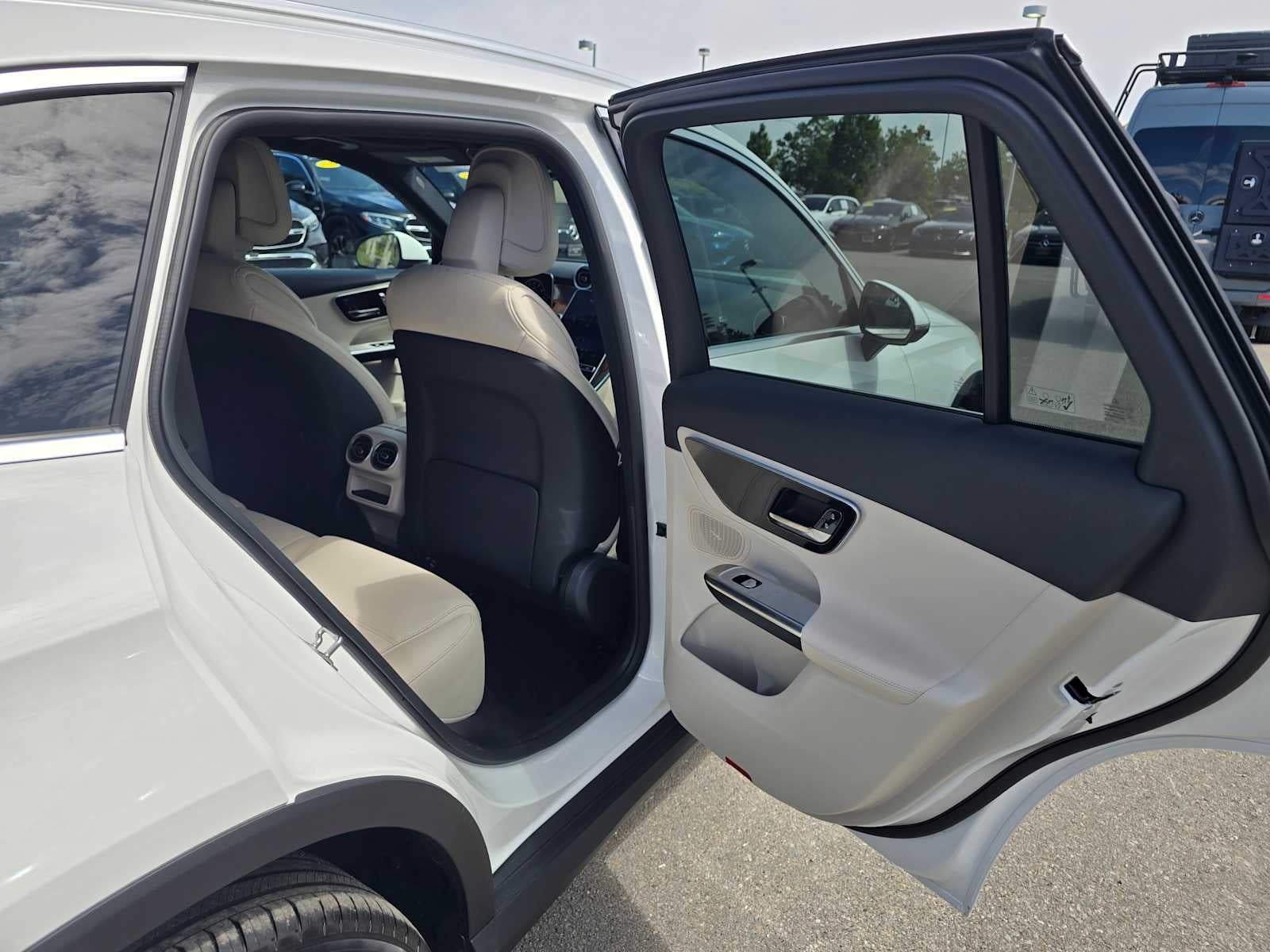 2026 Mercedes-Benz GLC 300 4MATIC® SUV