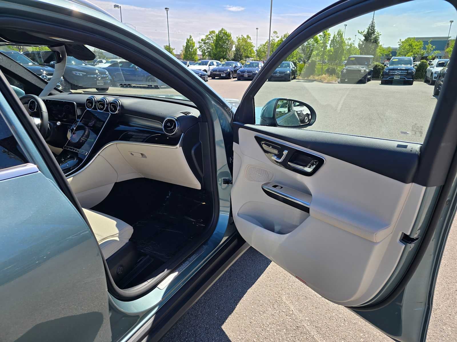 2026 Mercedes-Benz GLC 300 4MATIC® SUV