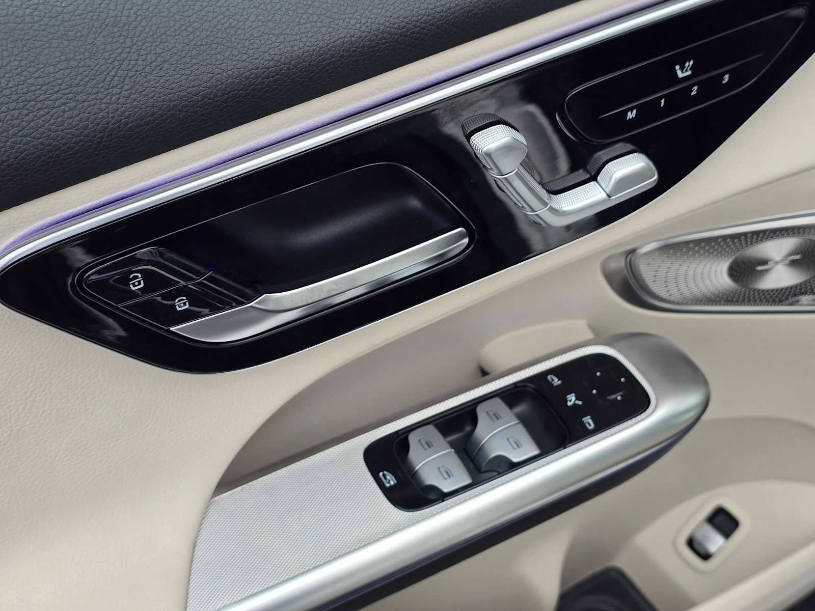 2027 Mercedes-Benz GLC 300 4MATIC® SUV