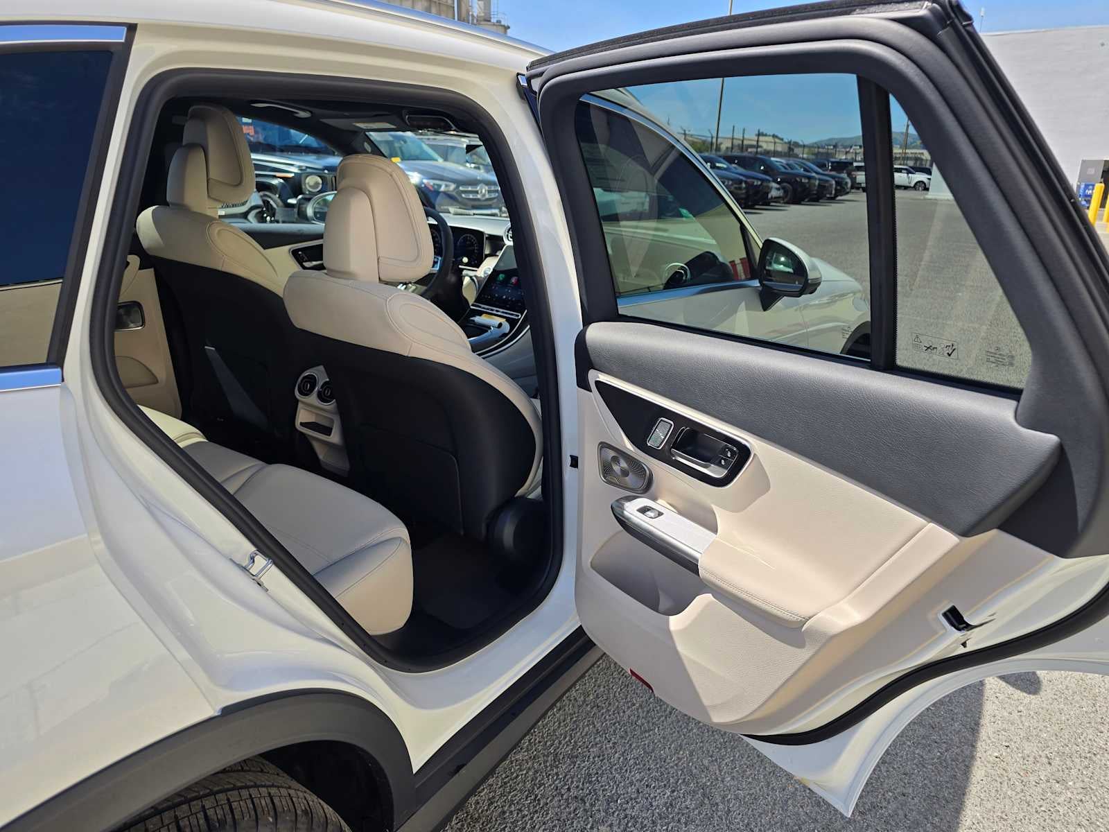 2026 Mercedes-Benz GLC 350e 4MATIC® SUV