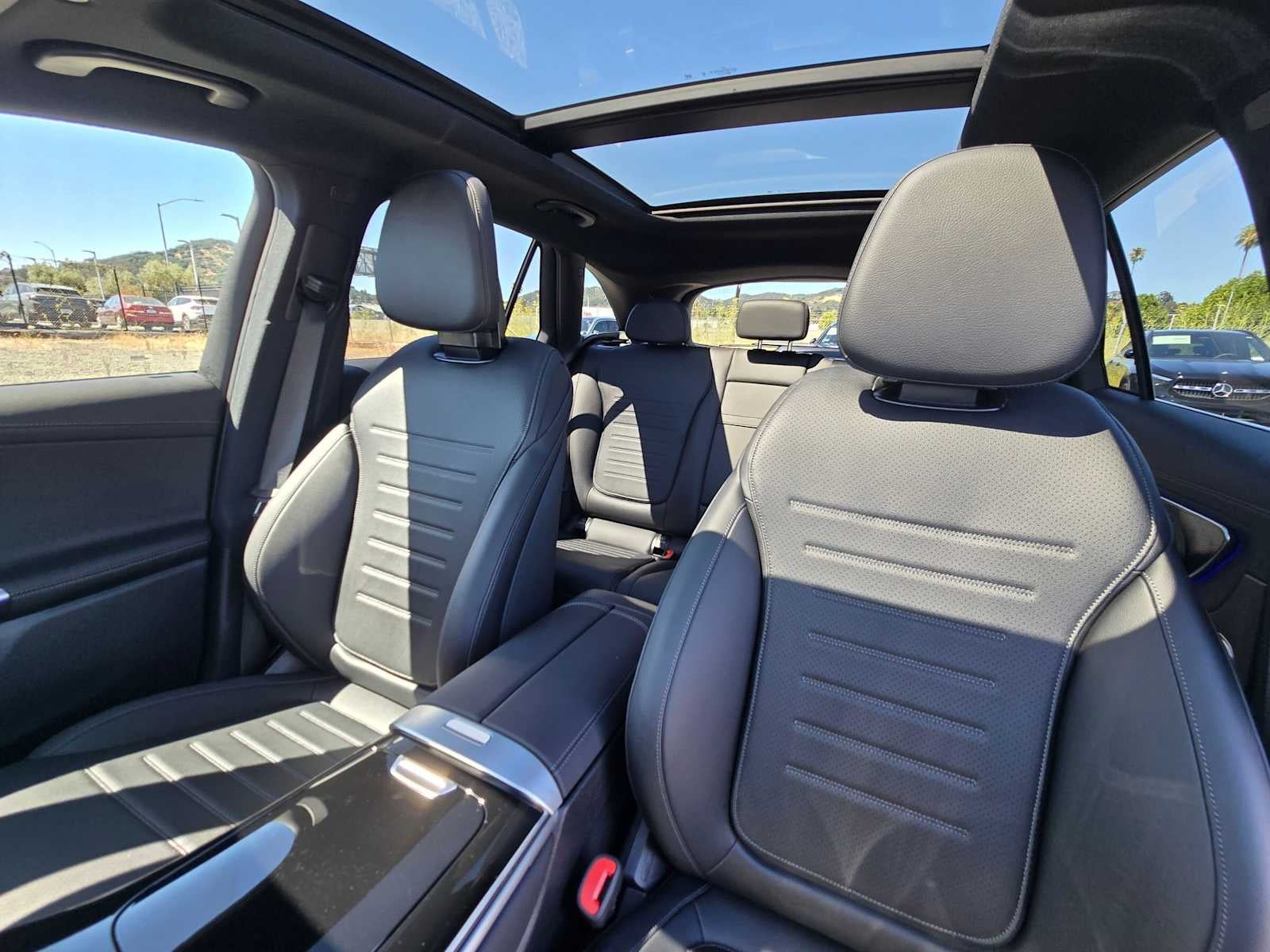 2026 Mercedes-Benz GLC 350e 4MATIC® SUV