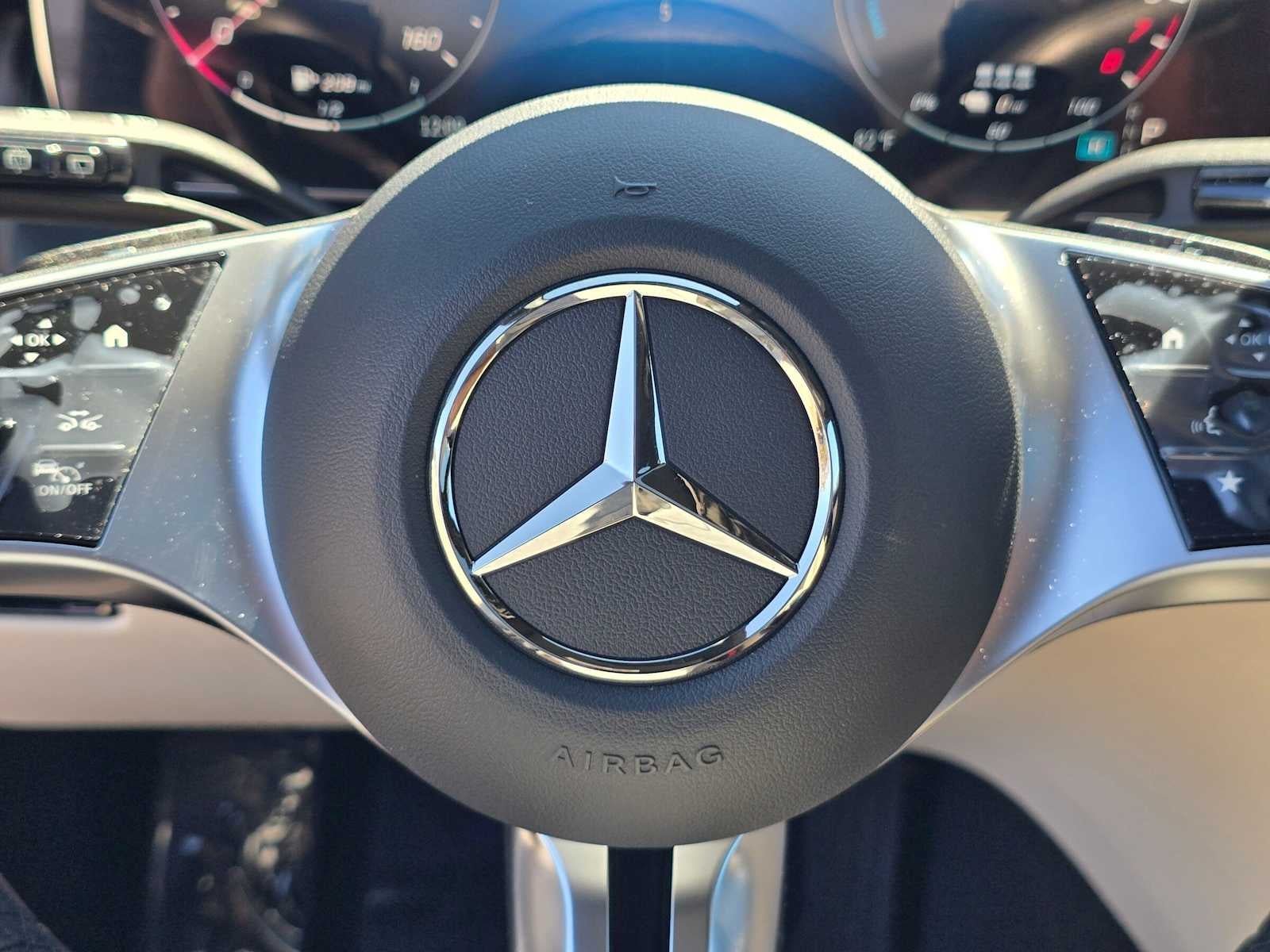 2027 Mercedes-Benz GLC 350e 4MATIC® SUV