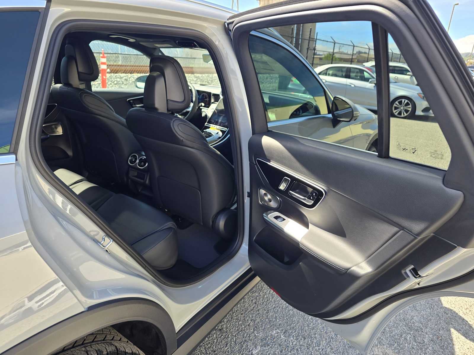 2026 Mercedes-Benz GLC 350e 4MATIC® SUV