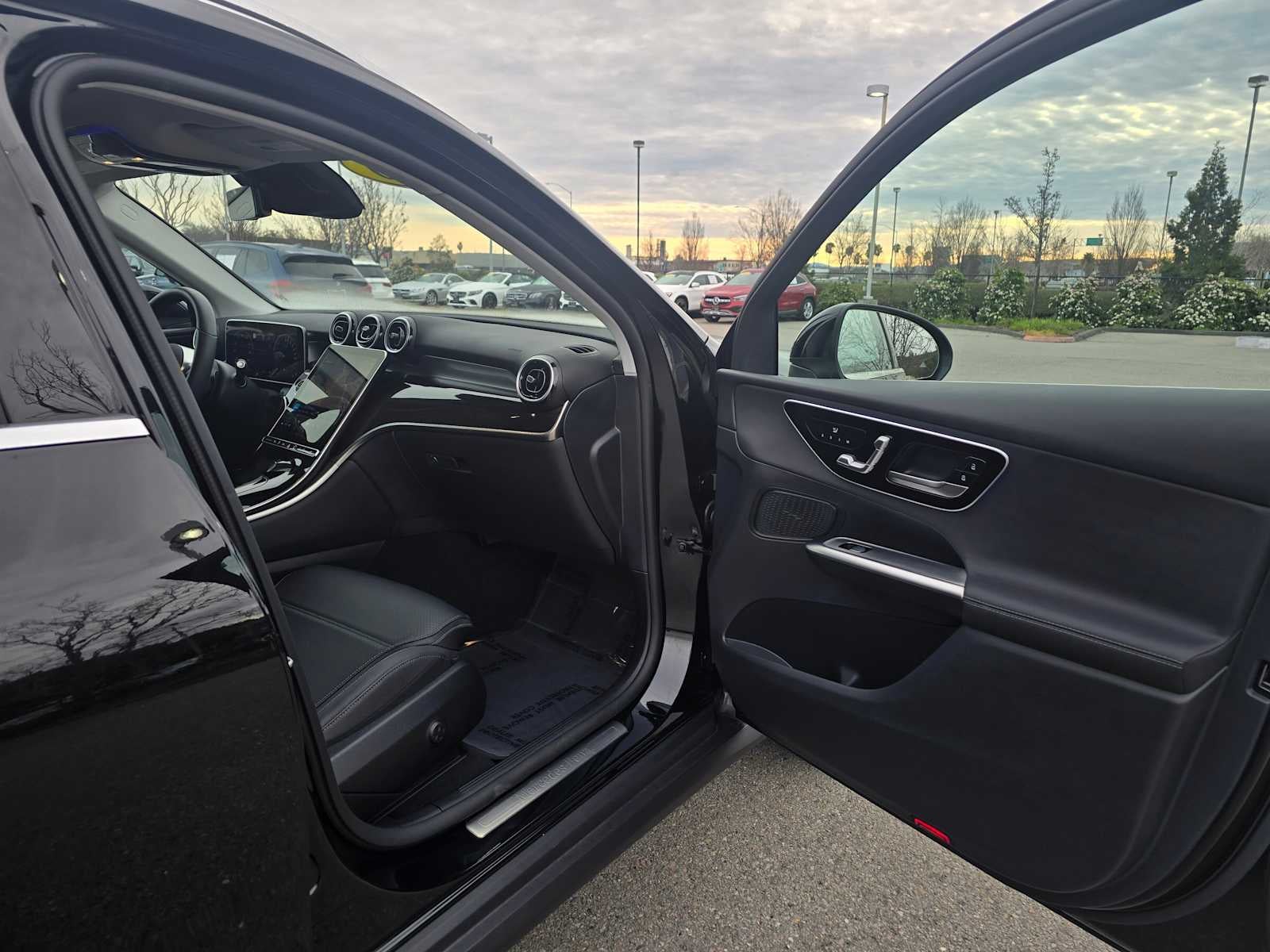 2025 Mercedes-Benz GLC GLC 350e