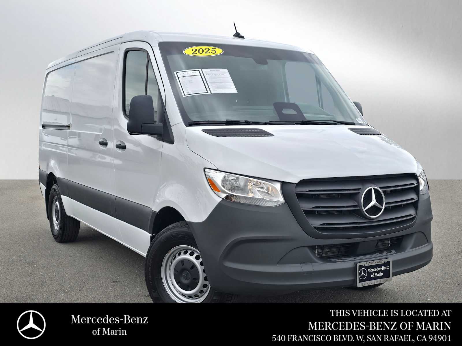 2025 Mercedes-Benz Sprinter Cargo Van 2500 Standard Roof I4 Diesel 144 RWD