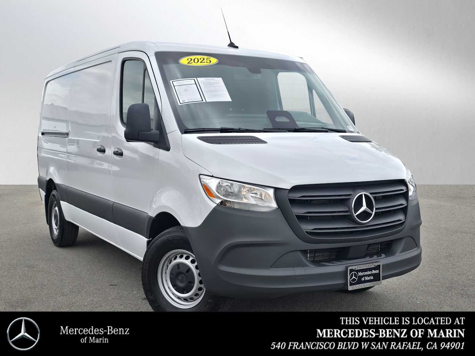 2025 Mercedes-Benz Sprinter Cargo Van 2500 Standard Roof I4 Diesel 144 RWD