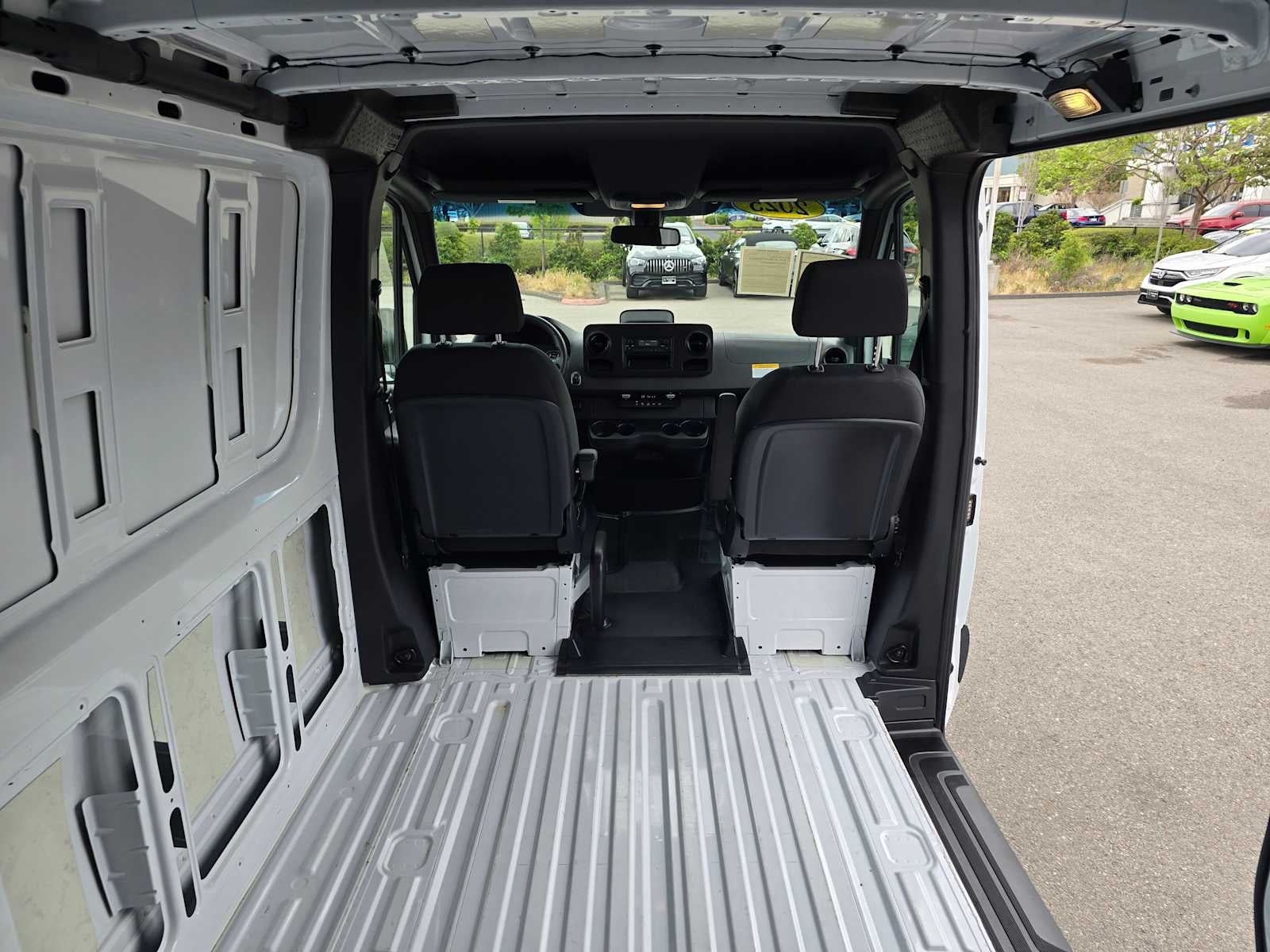 2025 Mercedes-Benz Sprinter Cargo Van 2500 Standard Roof I4 Diesel 144 RWD