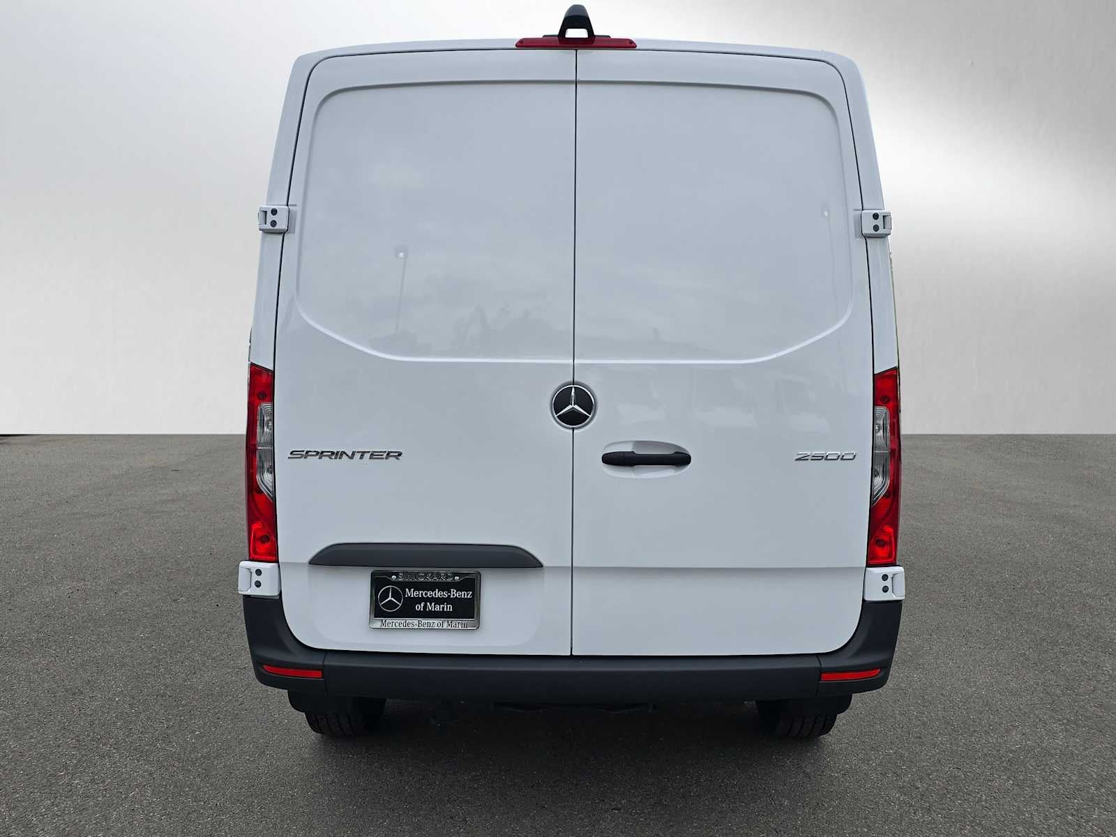 2025 Mercedes-Benz Sprinter Cargo Van 2500 Standard Roof I4 Diesel 144 RWD