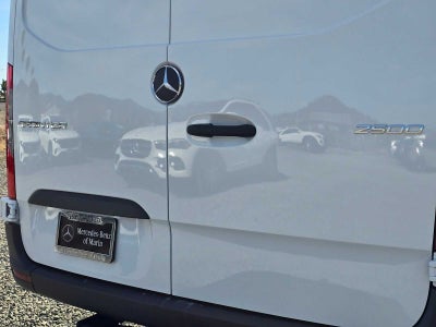2025 Mercedes-Benz Sprinter Cargo Van 2500 Standard Roof I4 Diesel HO 144 RWD