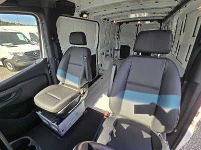 2025 Mercedes-Benz Sprinter Cargo Van 2500 Standard Roof I4 Diesel HO 144 RWD