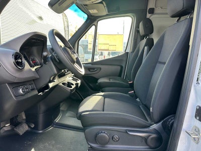 2023 Mercedes-Benz Sprinter Cargo Van 1500 Standard Roof I4 Gas 144 RWD