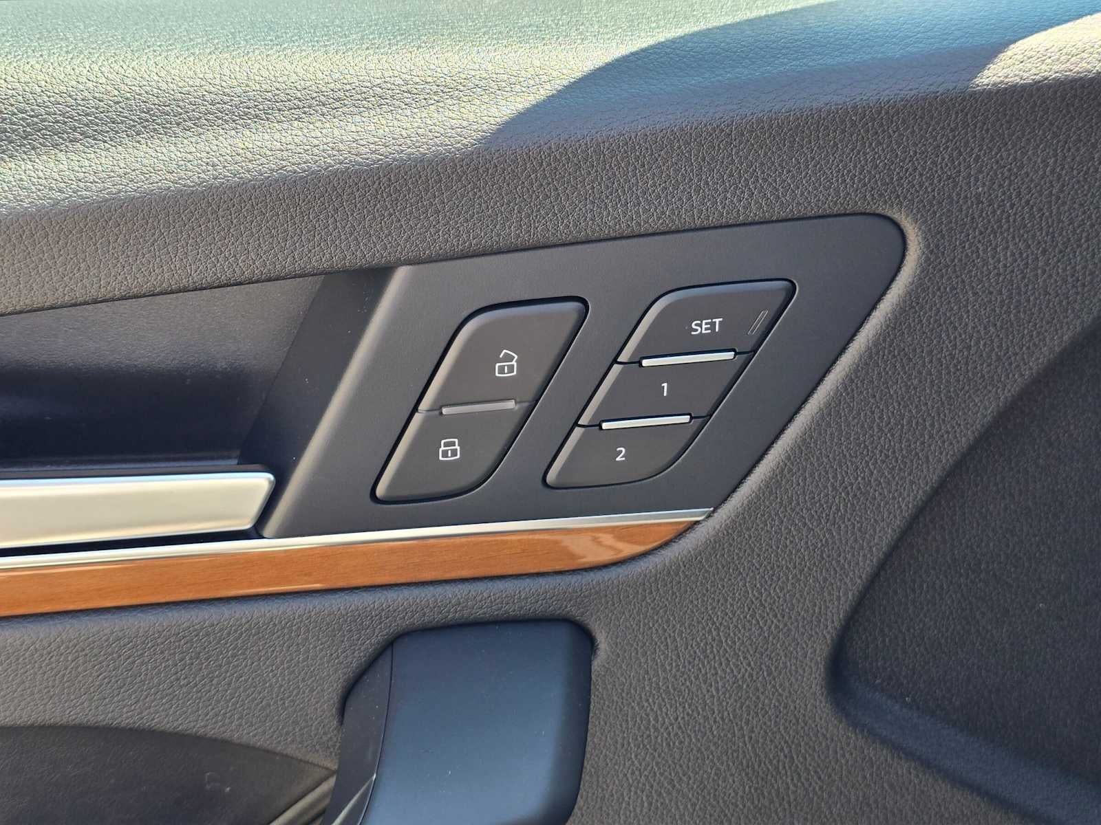 2024 Audi Q5 Premium Plus