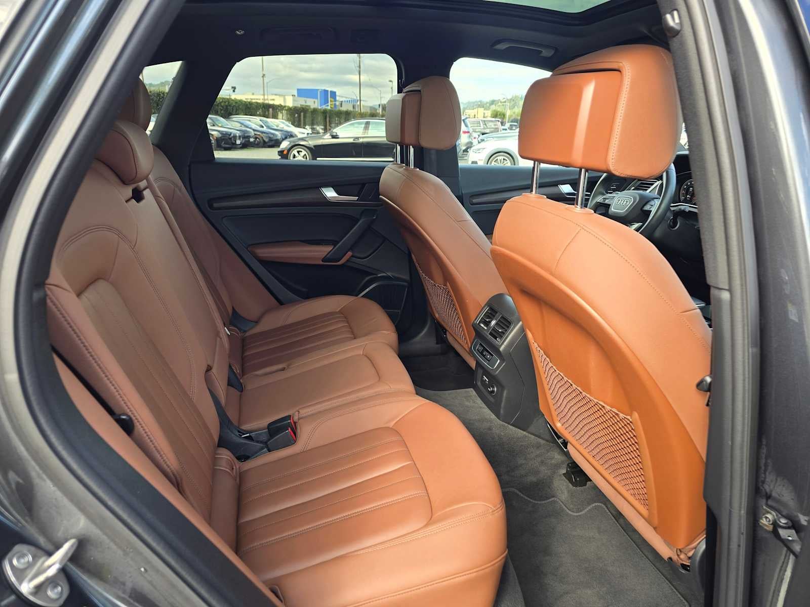 2022 Audi Q5 S line Premium Plus