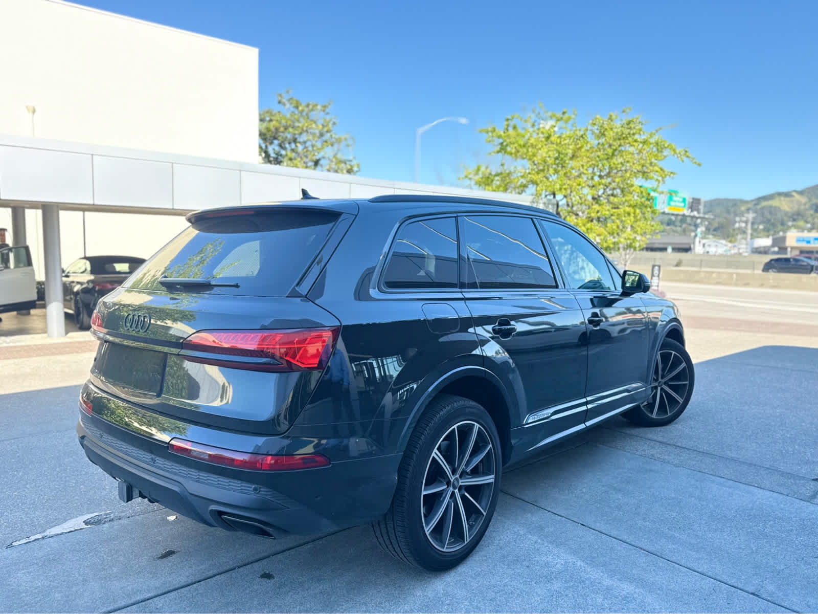 2025 Audi Q7 Premium Plus