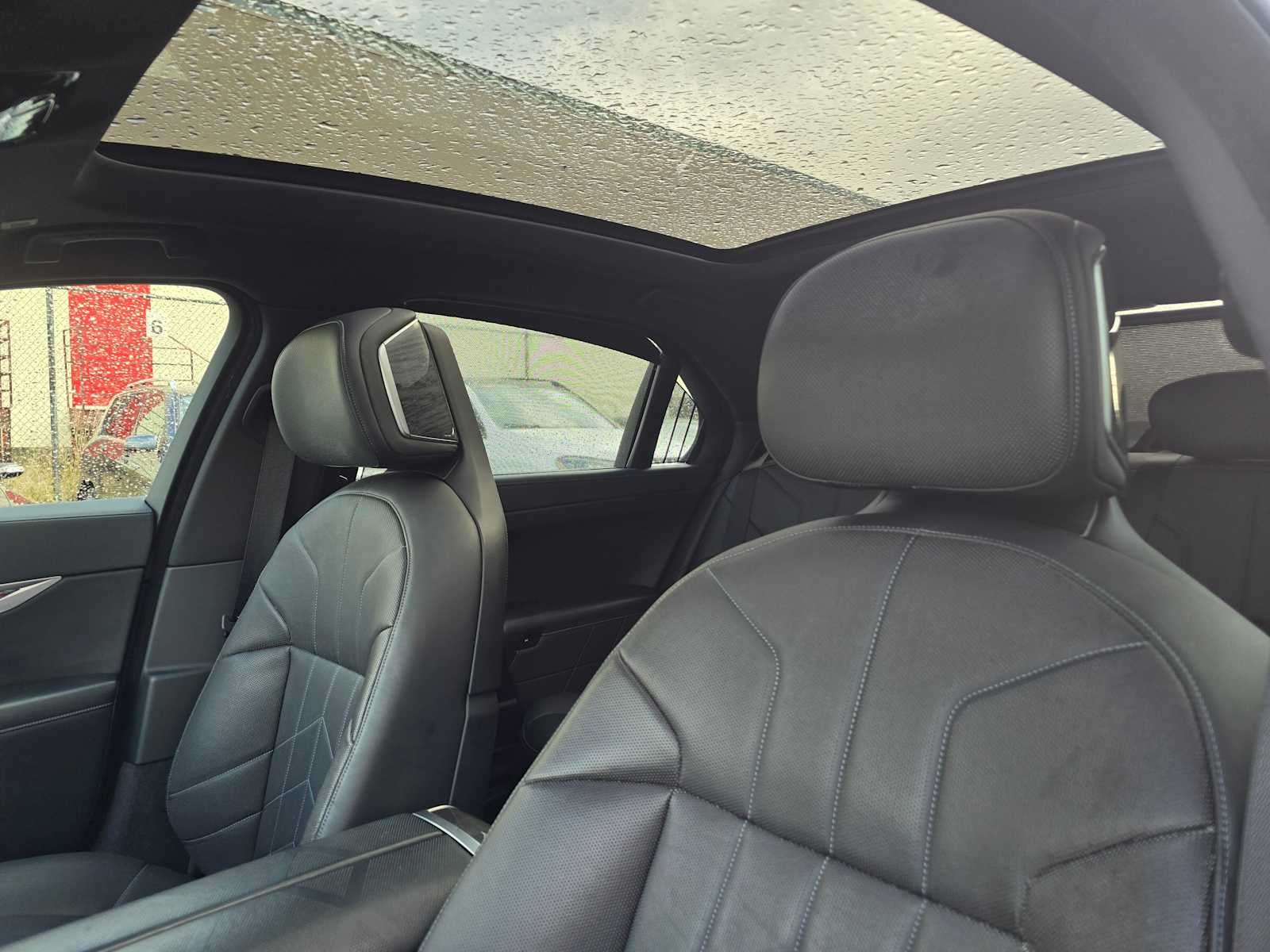 2024 BMW 7 Series 740i