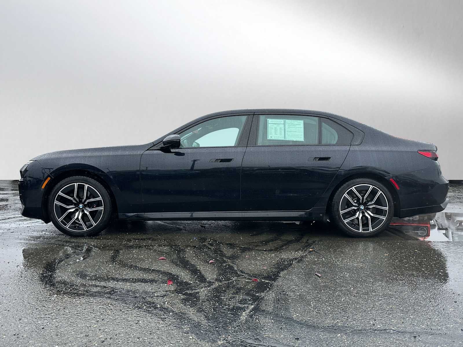 2023 BMW 7 Series 760i xDrive