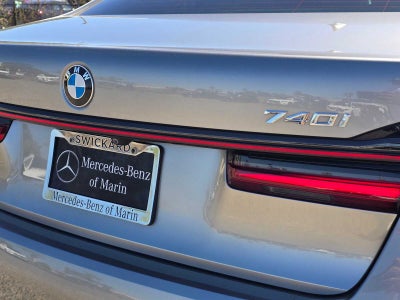 2021 BMW 740i 740i