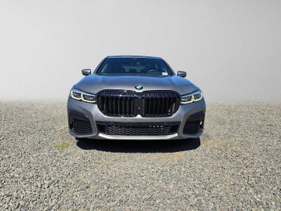 2021 BMW 740i 740i