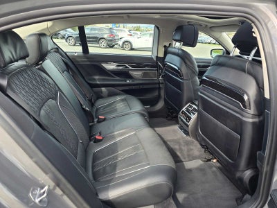 2020 BMW 7 Series 745e xDrive iPerformance