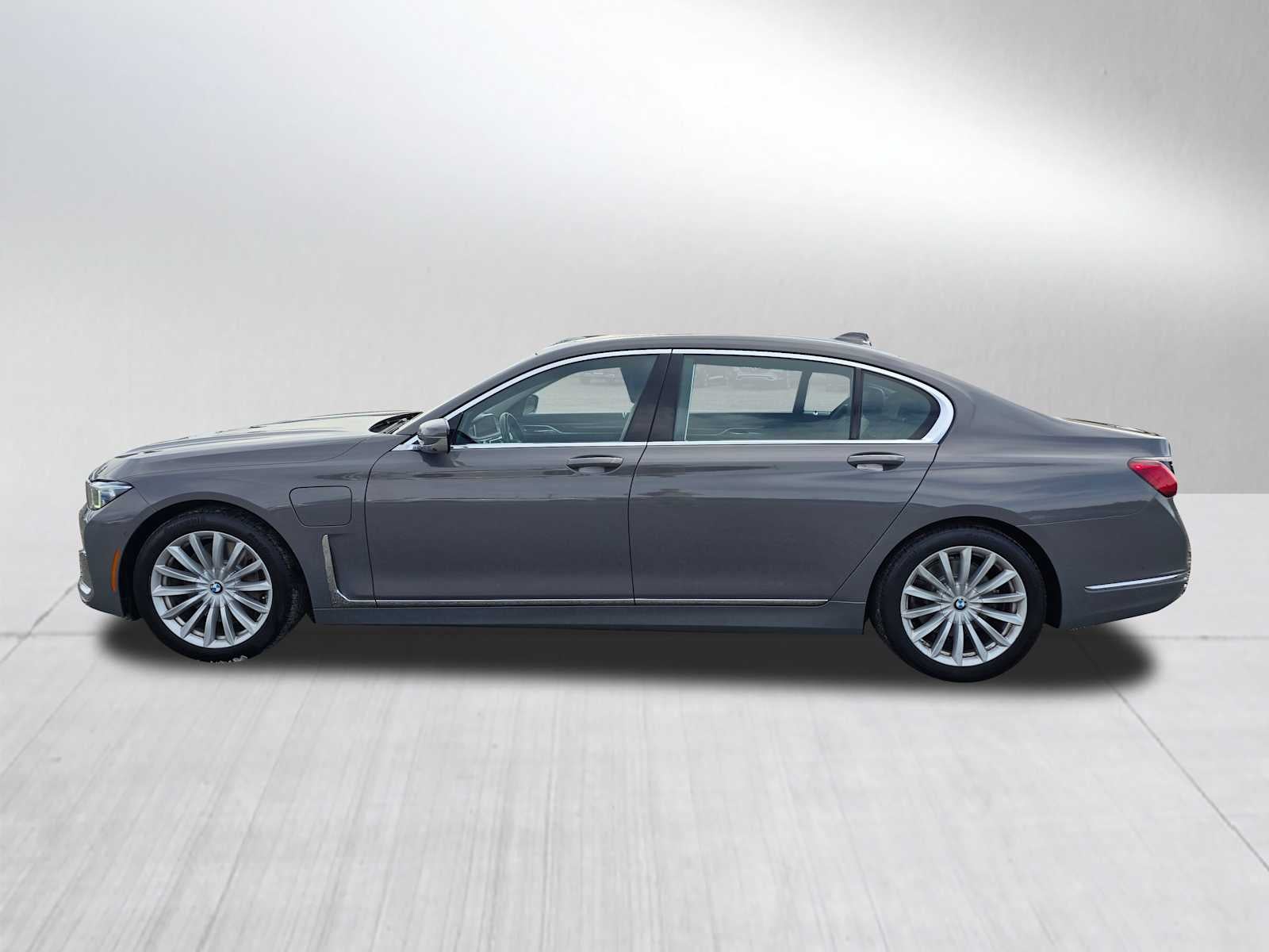 2020 BMW 7 Series 745e xDrive iPerformance
