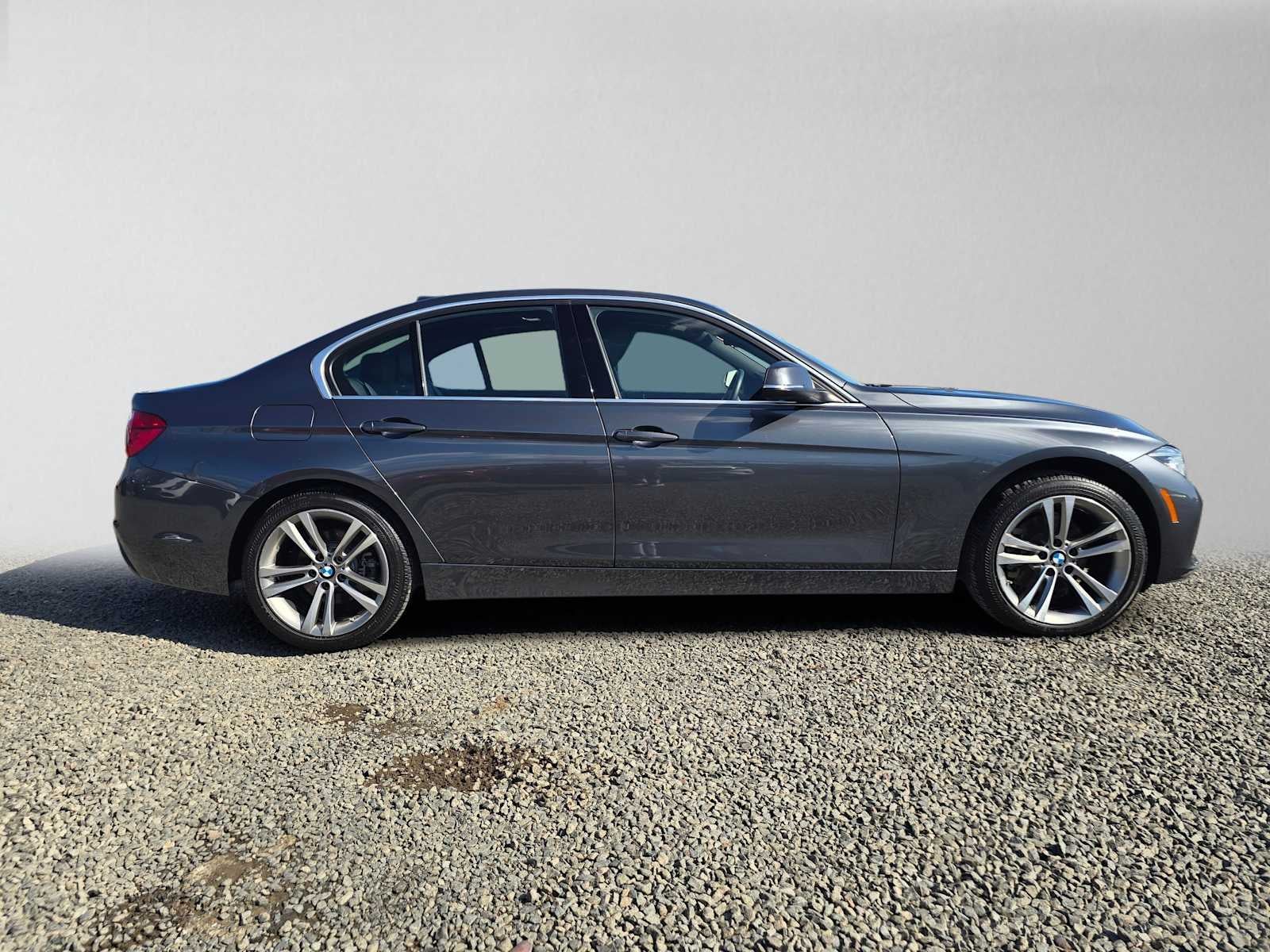 2018 BMW 330i 330i