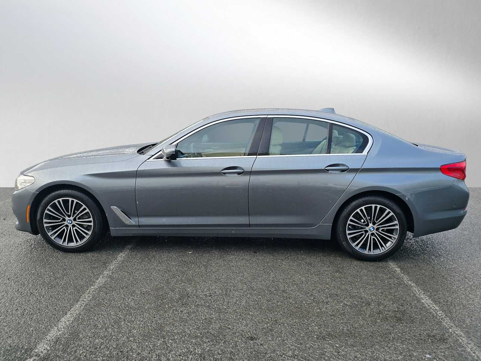 2020 BMW 5 Series 530i