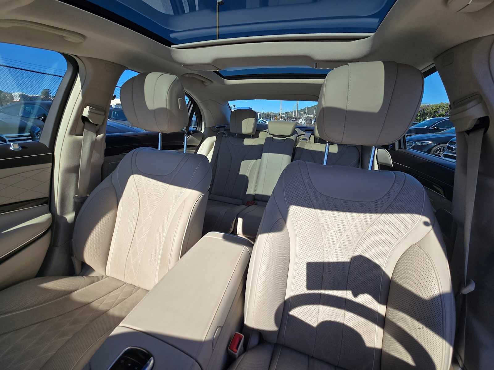 2019 Mercedes-Benz S 560 Sedan