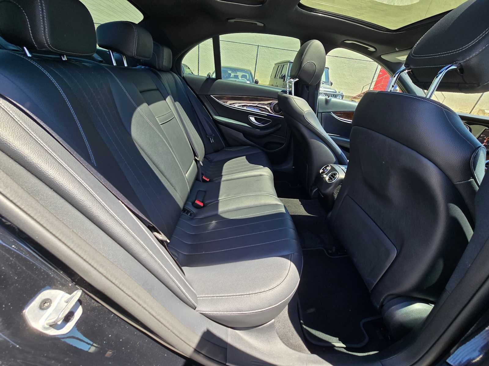 2019 Mercedes-Benz E 300 RWD Sedan