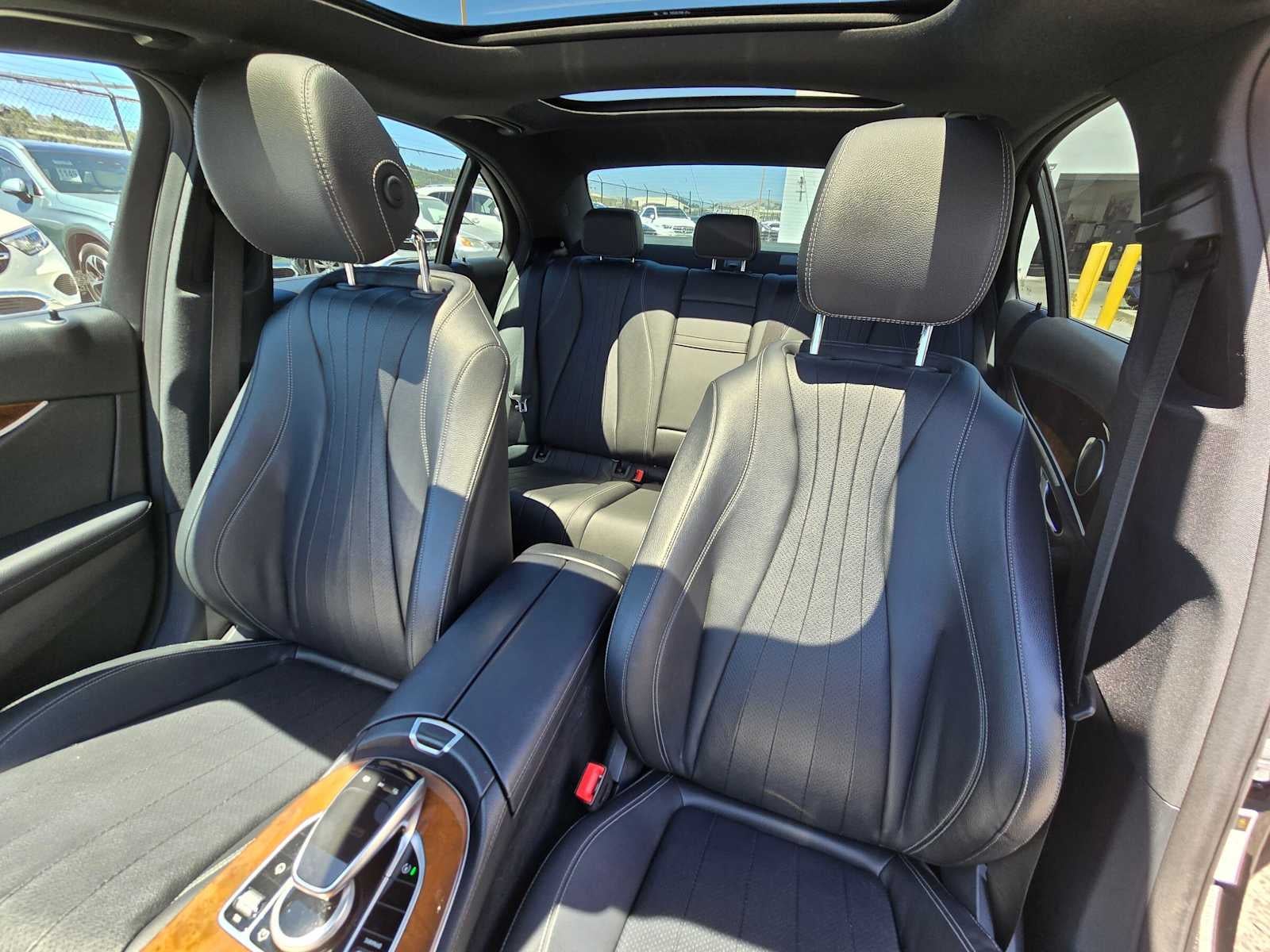2019 Mercedes-Benz E 300 RWD Sedan