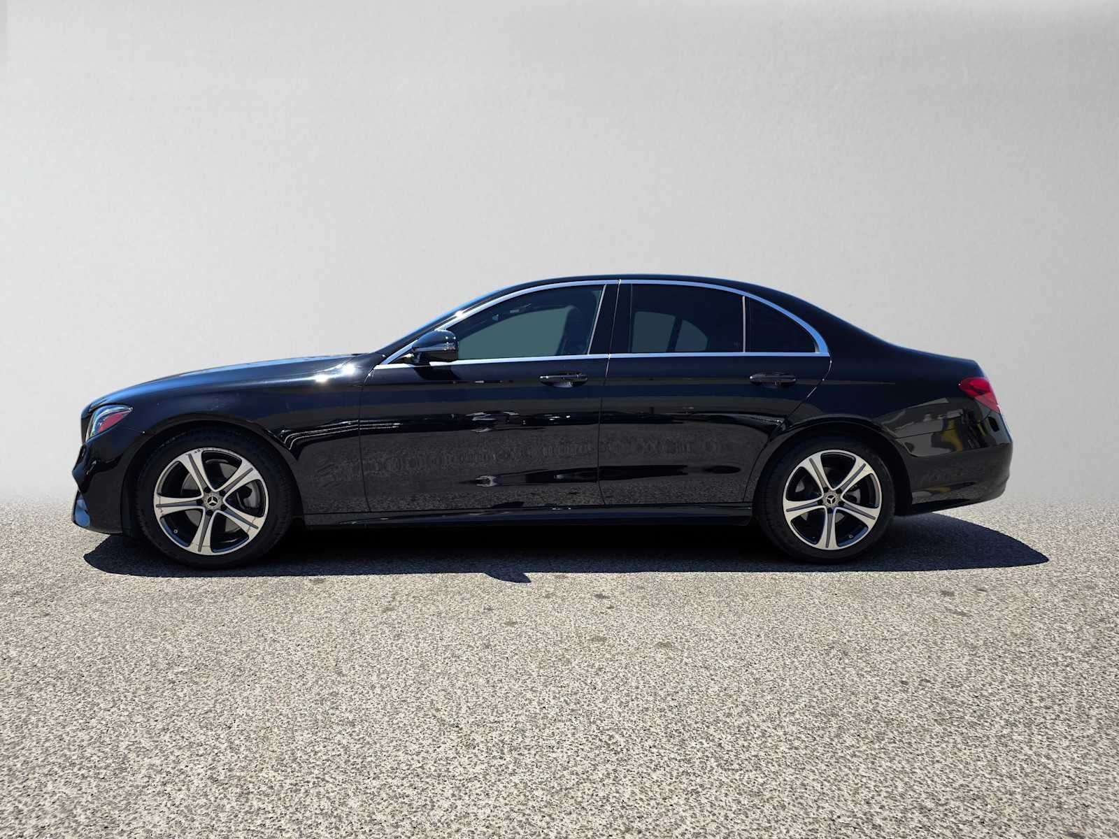 2019 Mercedes-Benz E 300 RWD Sedan
