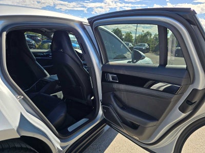 2018 Porsche Panamera RWD