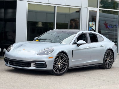 2018 Porsche Panamera RWD
