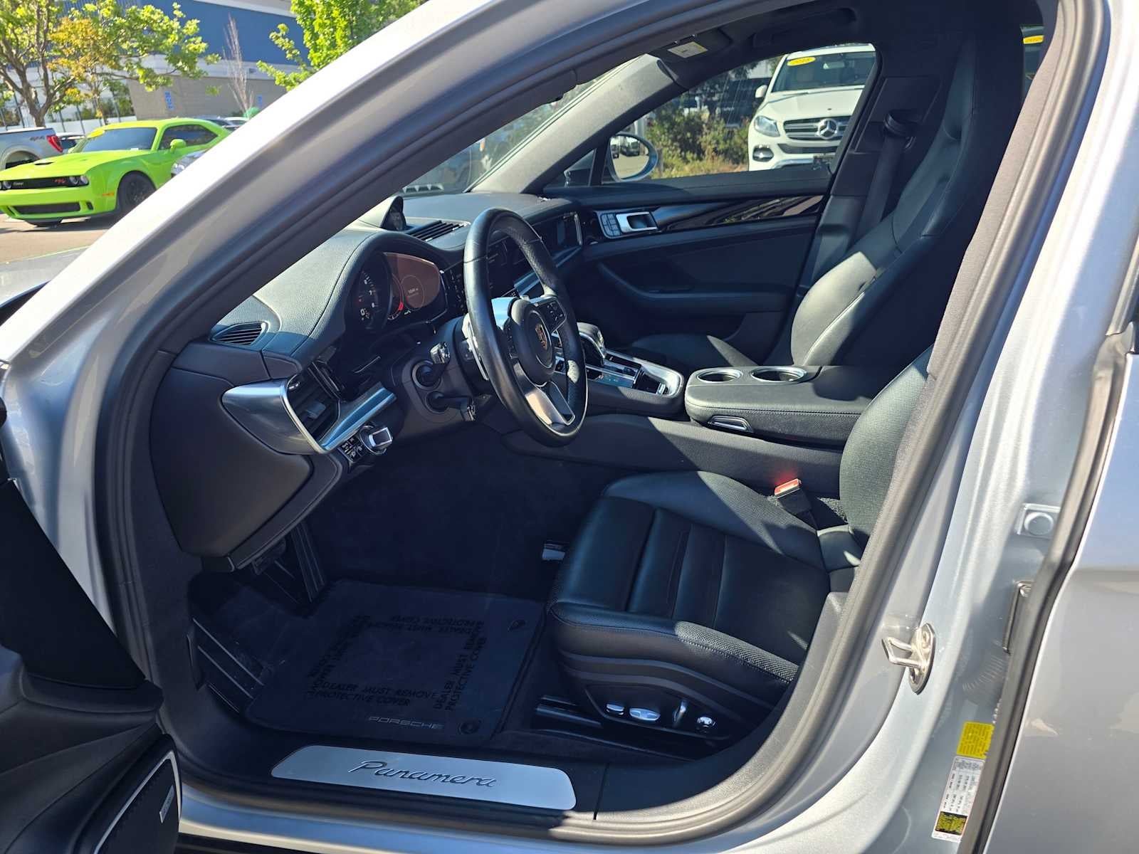 2018 Porsche Panamera RWD