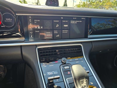 2018 Porsche Panamera RWD