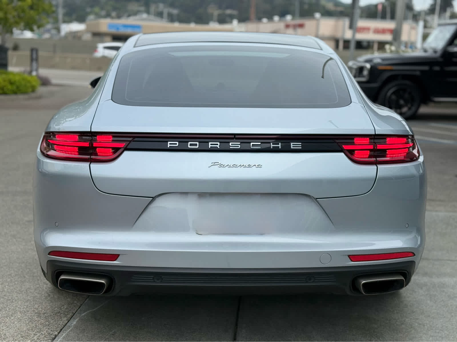 2018 Porsche Panamera RWD