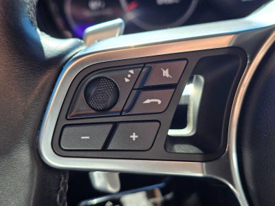 2018 Porsche Panamera RWD