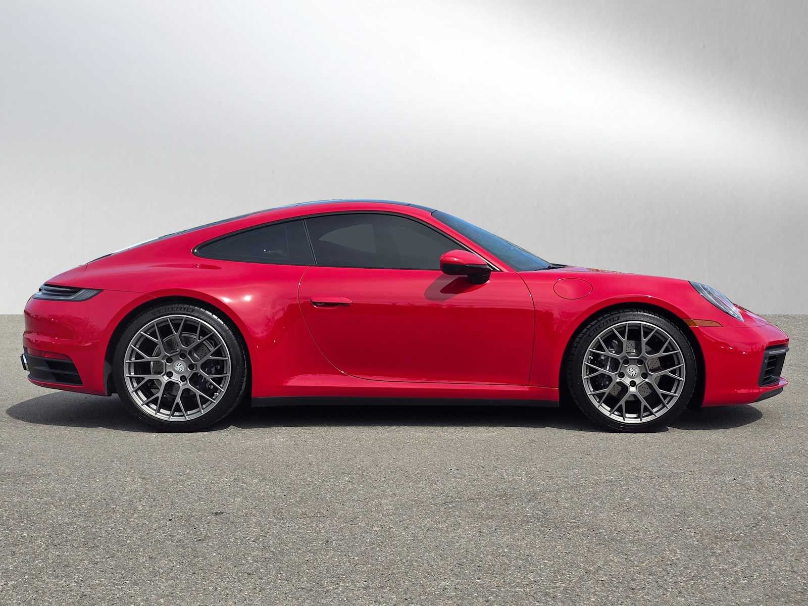 2024 Porsche 911 Carrera