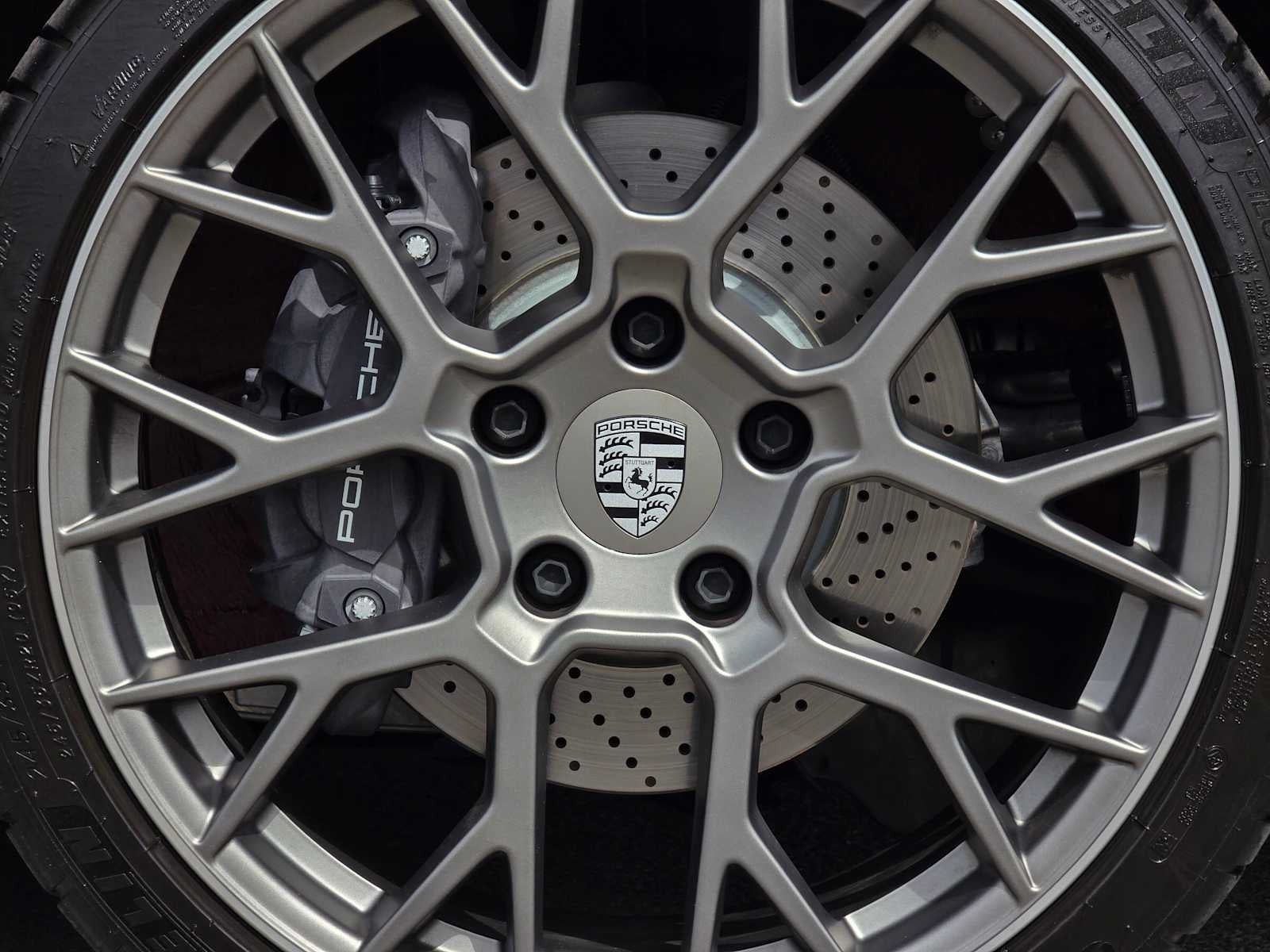 2024 Porsche 911 Carrera