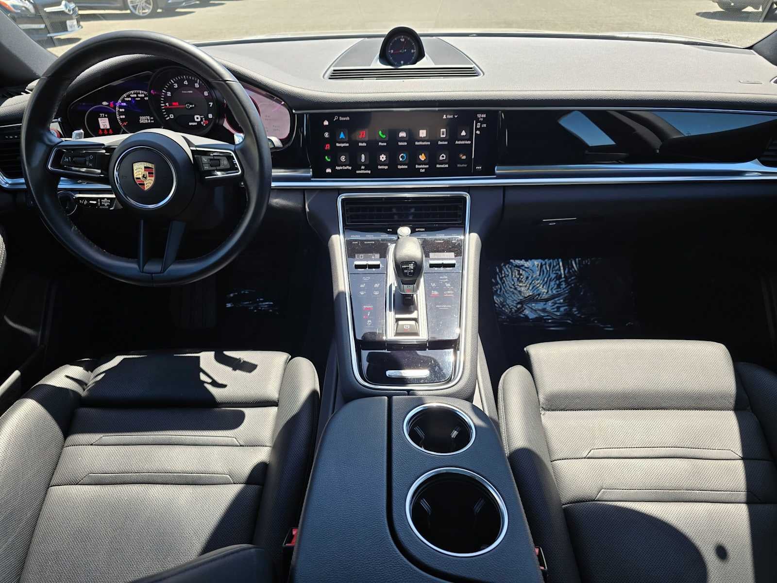 2023 Porsche Panamera RWD