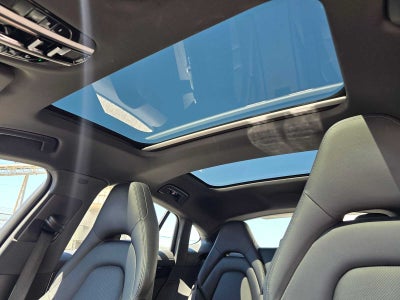 2023 Porsche Panamera RWD
