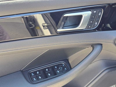 2023 Porsche Panamera RWD
