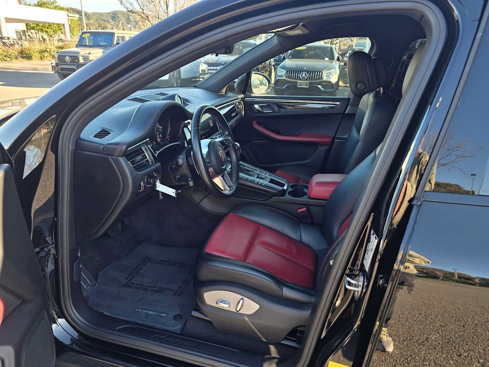 2020 Porsche Macan AWD